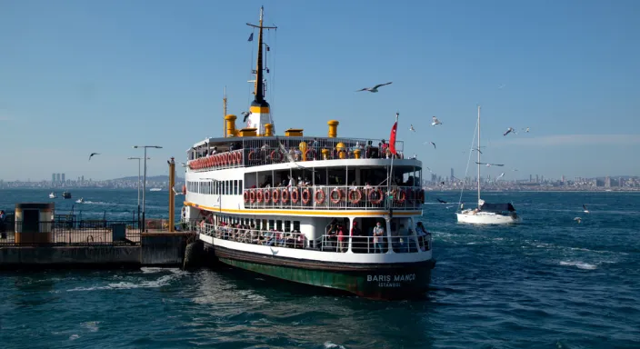 Büyükada Vapur Saatleri ve Ulaşım Rehberi: Rota Planlama
